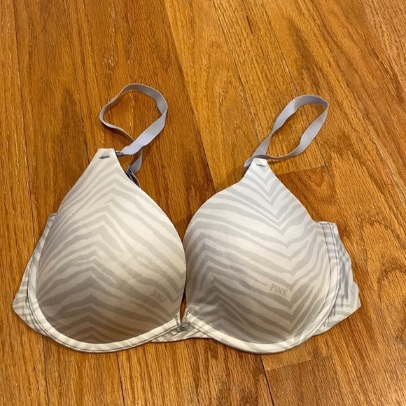 PINK Victoria's Secret Other - Pink Victoria Secret push up bra size 34D